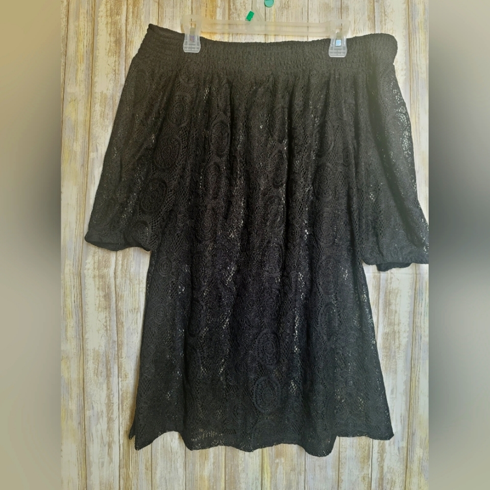 Torrid size 1 off shoulder lace swim cover up